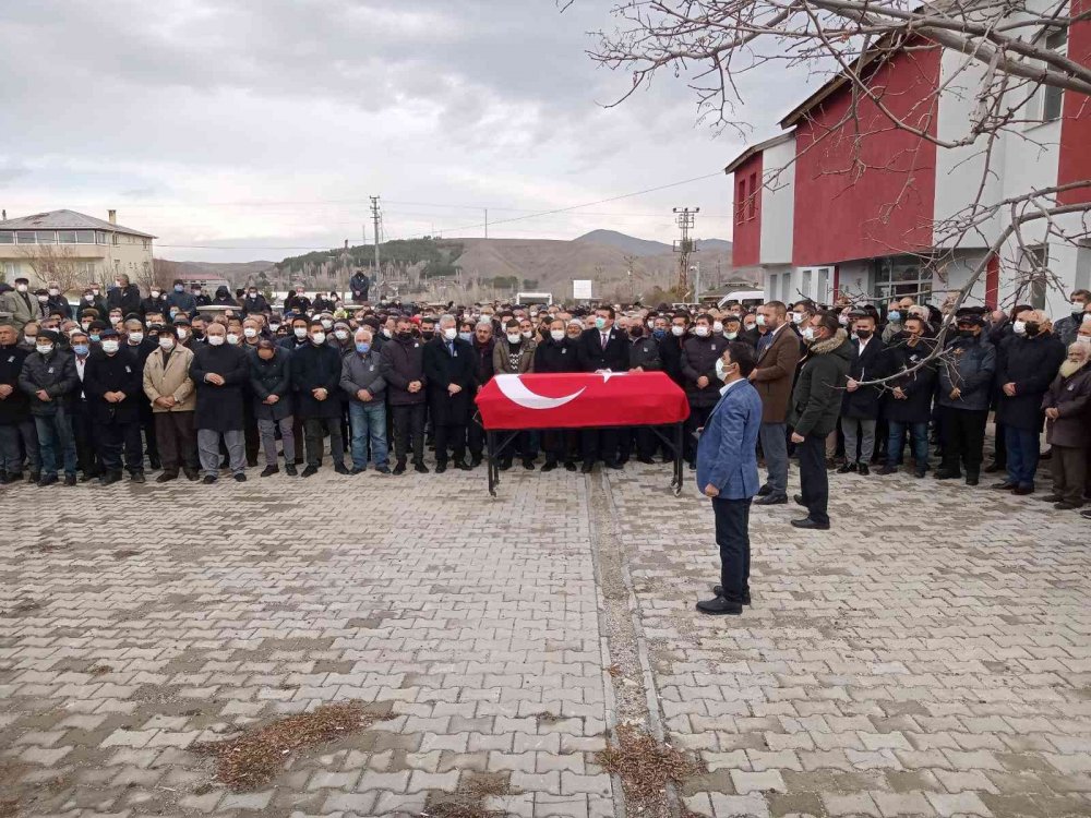 Kazada ölen Belediye Başkanı için cem evinde cenaze namazı kılındı