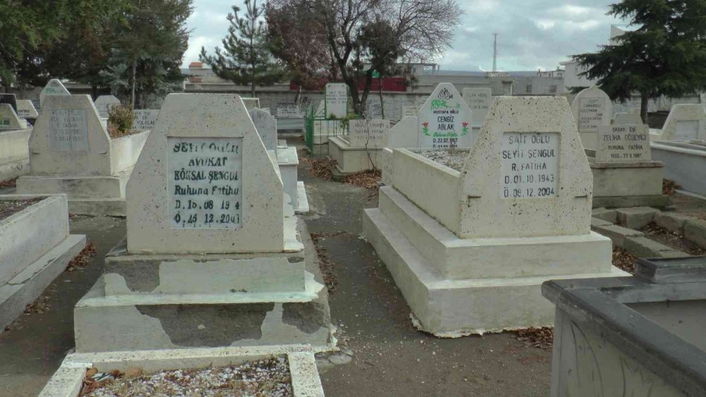 17 Yıl Sonra Kardeşi ve Babası Gibi Karbonmonoksit Gazından Zehirlenerek Öldü