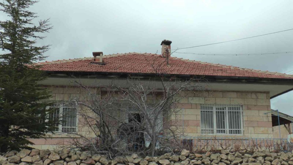 17 Yıl Sonra Kardeşi ve Babası Gibi Karbonmonoksit Gazından Zehirlenerek Öldü