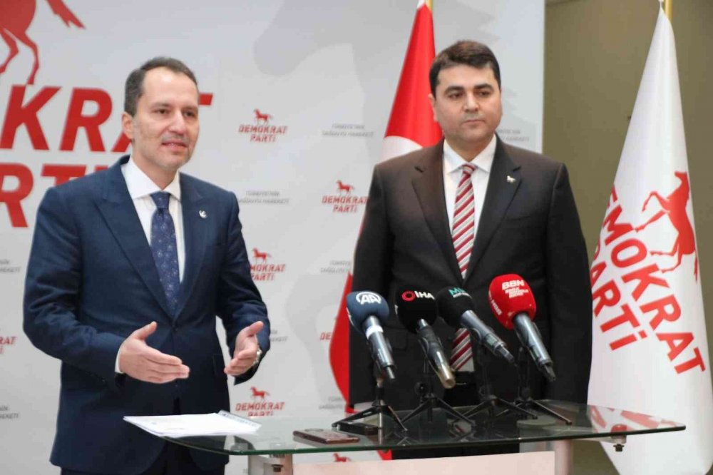 Fatih Erbakan’dan DP Lideri Gültekin Uysal’a ziyaret