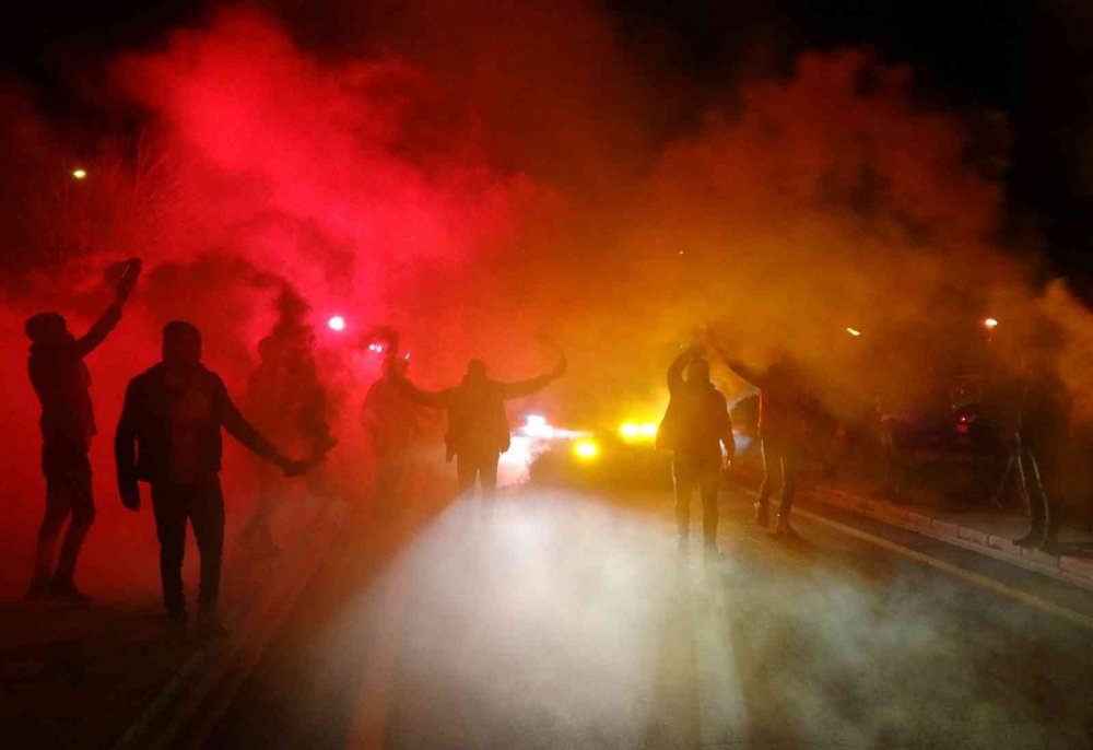 Galatasaray’a Sivas’ta oldukça coşkulu karşılama