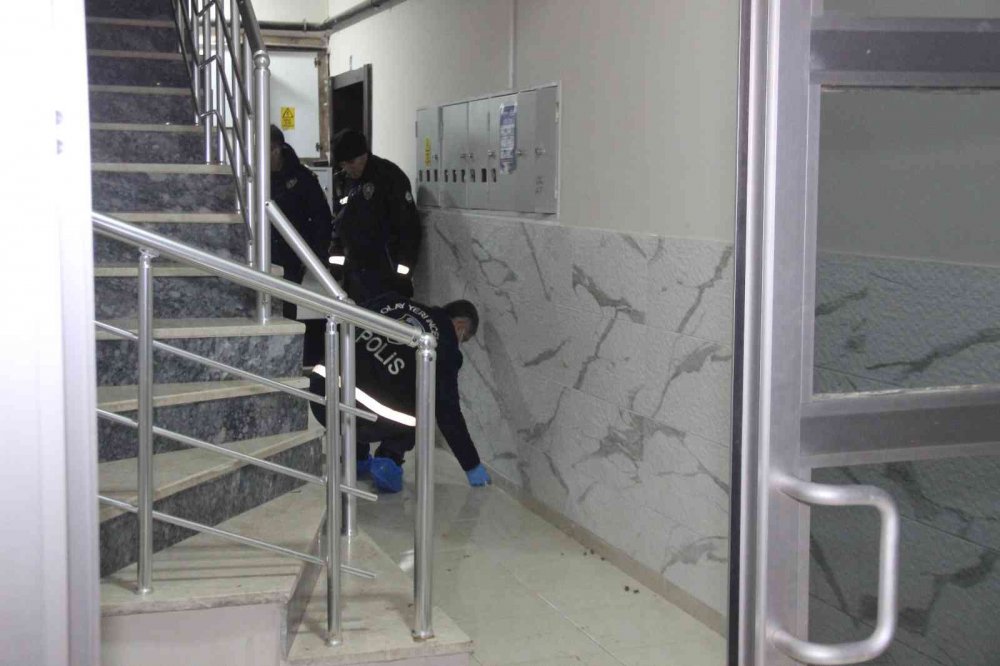 Konya'da dehşet! Evi basıp baldızını yaraladı, karısı silahı elinden alıp onu vurdu