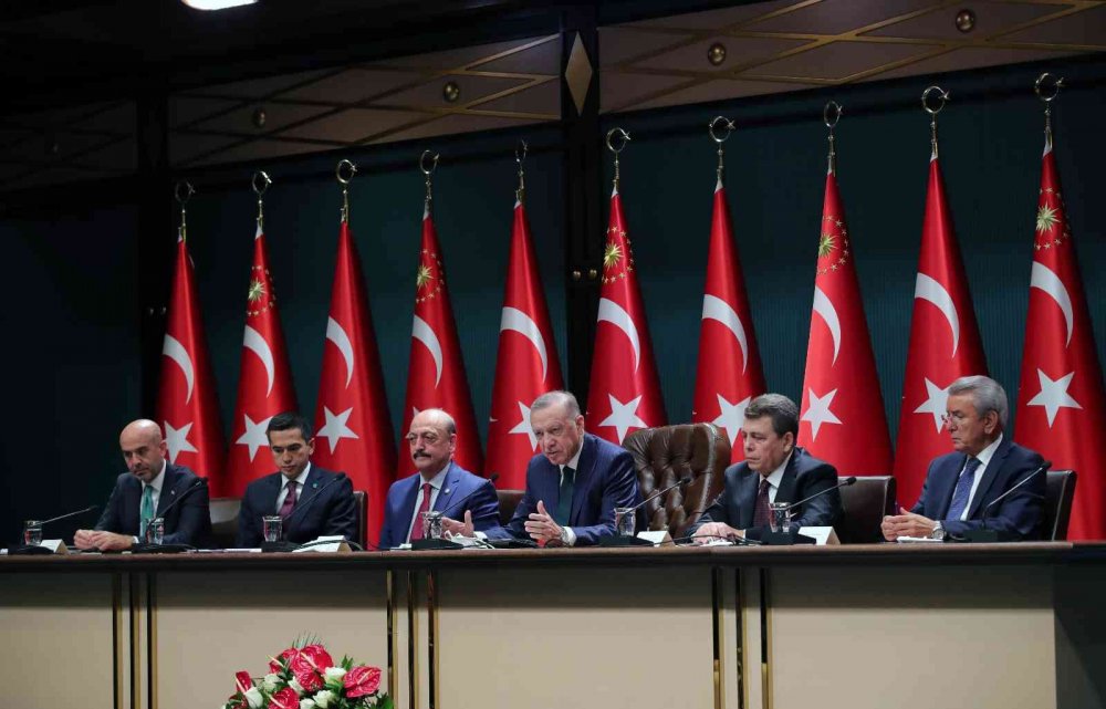 Erdoğan: "2022 yılında asgari ücretin en alt rakamı 4 bin 250 TL olacak"