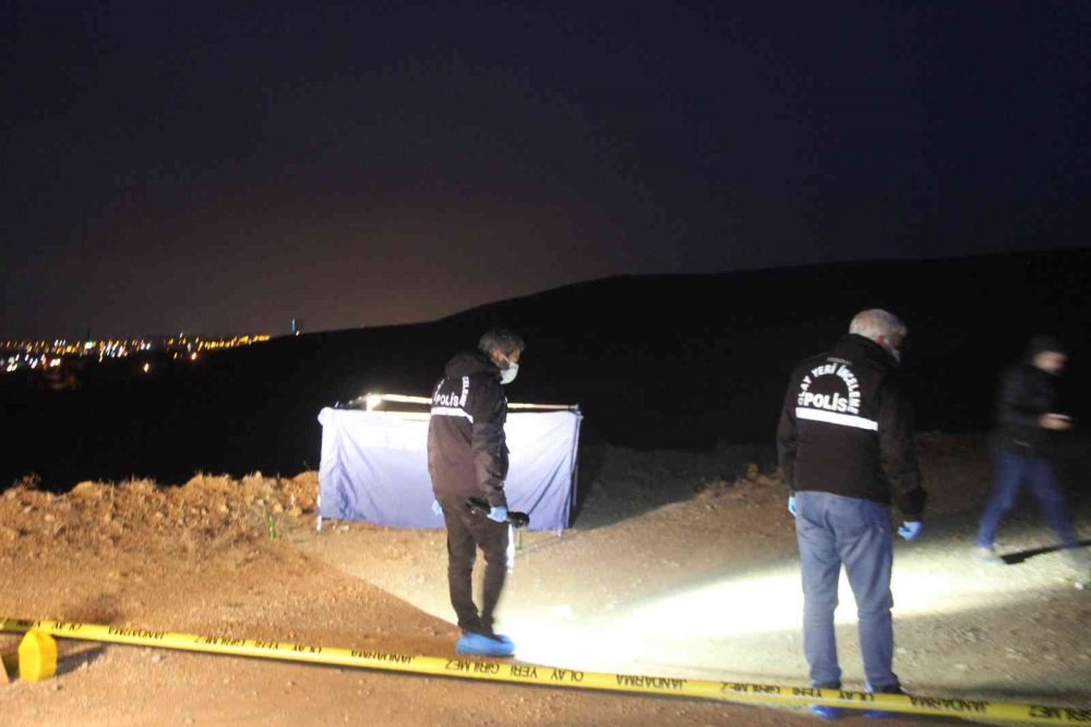Konya'da silah ve bıçak darbeleriyle öldürülmüş halde ceset bulundu
