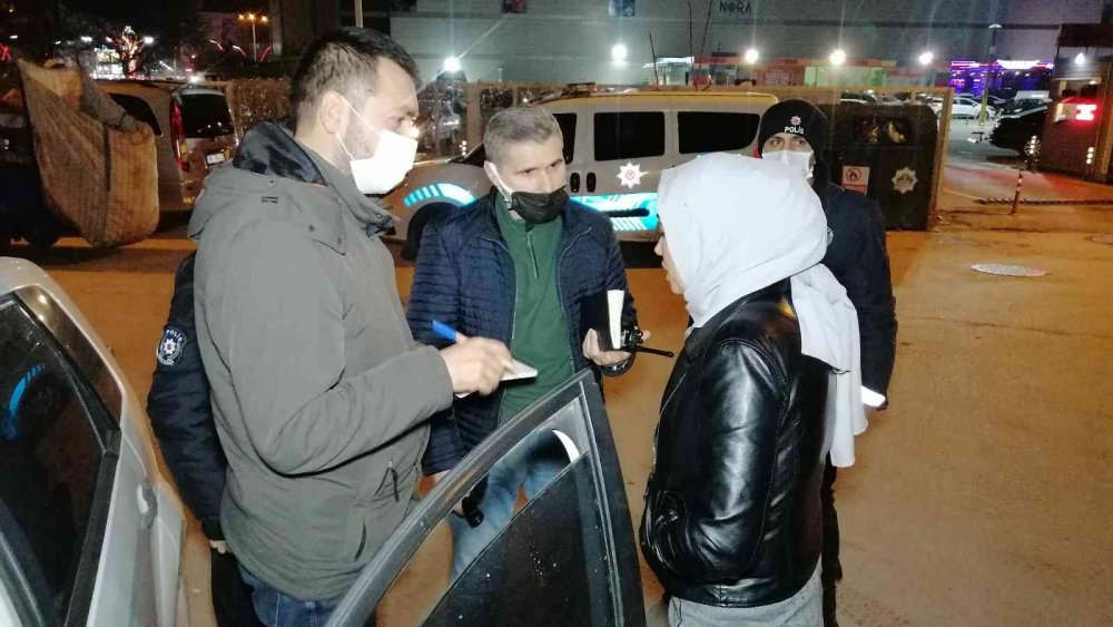 Aksaray'da bir garip olay! “Evimin önünde duramazsın” dedi, ayağından vurdu