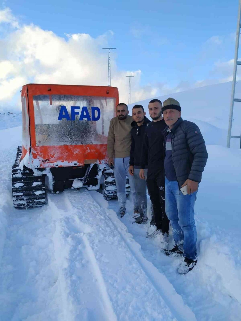 Konya’da yaylada mahsur kalan 3 kişiyi AFAD ekipleri kurtardı