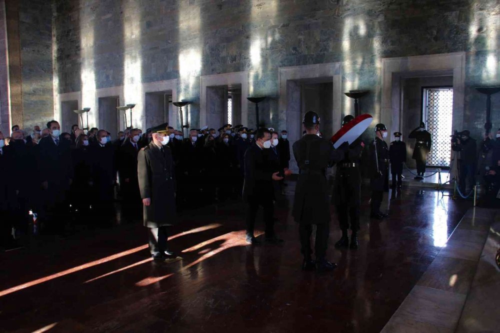 Vefatının 48. yılında İsmet İnönü mezarı başında anıldı