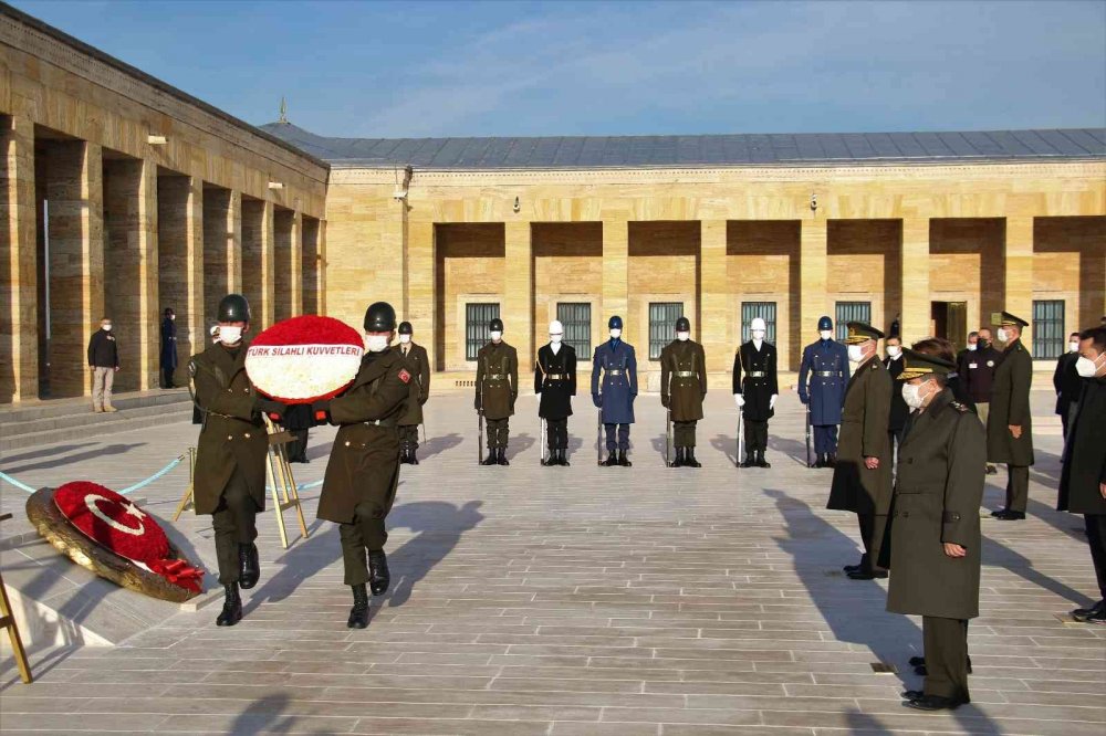 Vefatının 48. yılında İsmet İnönü mezarı başında anıldı