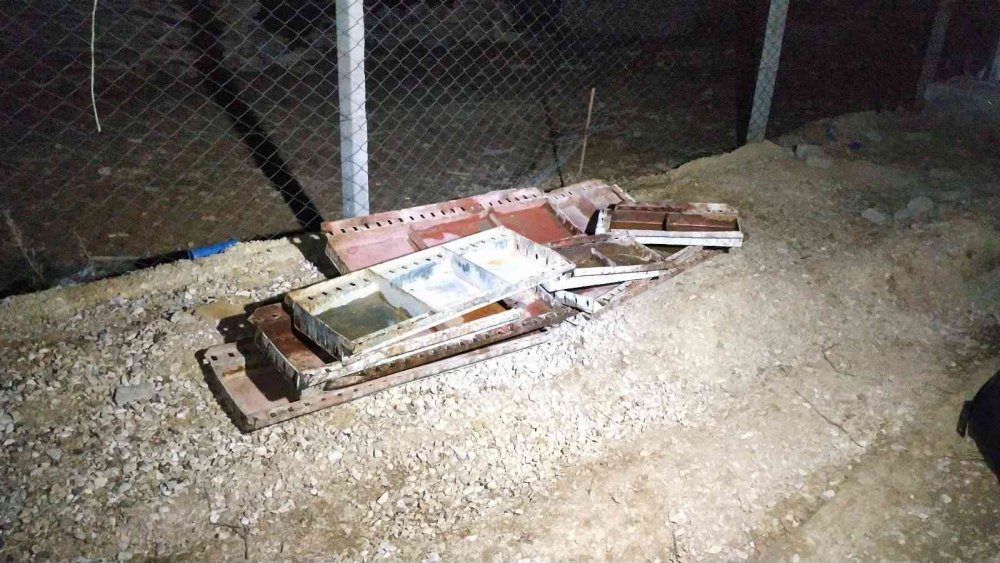 Hırsızlık şüphelileri, “Beni biliyorsunuz komiserim, benim suçum yok”