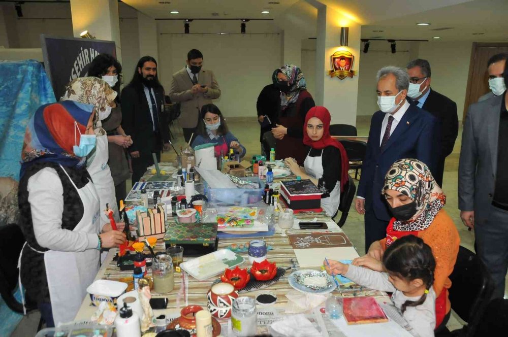 Başkan Akkaya Akşehir KOMEK’e ziyaret