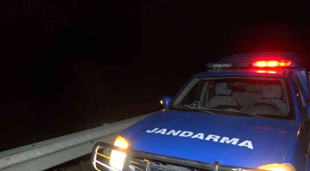 Aksaray'da define avcılarına kazdıkları 25 metre uzunluğundaki tünelde suçüstü