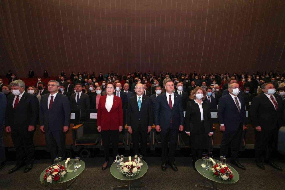 Kemal Kılıçdaroğlu, “Suriyeli kardeşlerimizi davulla zurna ile kendi ülkelerine göndereceğiz”