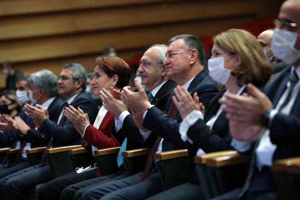 Kemal Kılıçdaroğlu, “Suriyeli kardeşlerimizi davulla zurna ile kendi ülkelerine göndereceğiz”