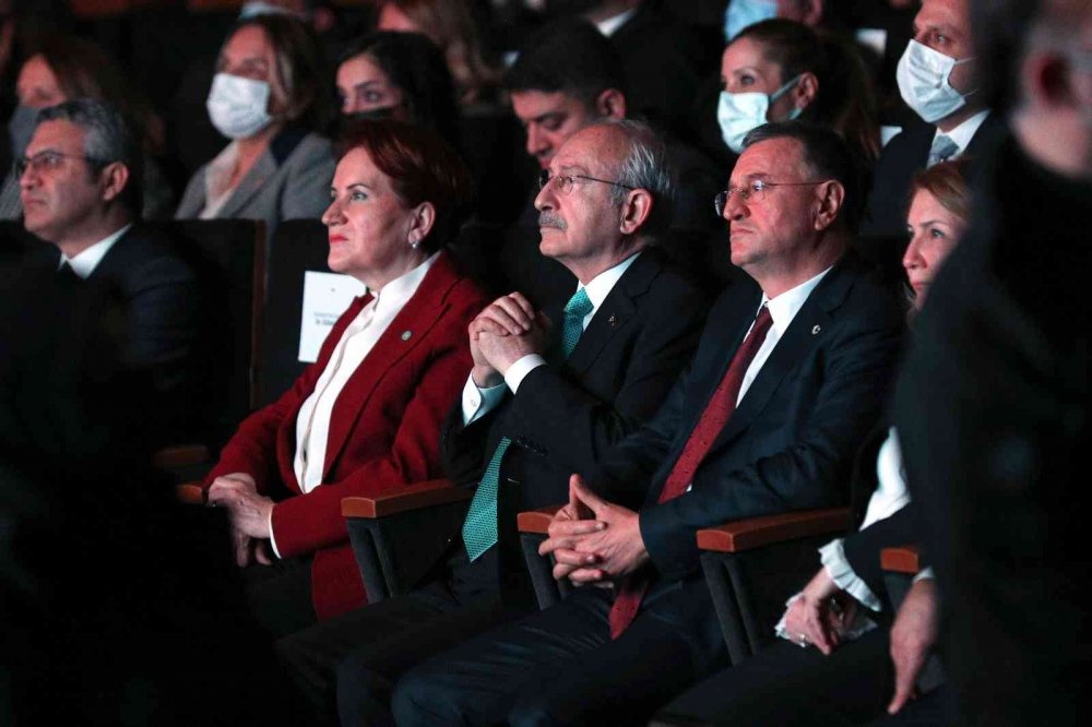 Kemal Kılıçdaroğlu, “Suriyeli kardeşlerimizi davulla zurna ile kendi ülkelerine göndereceğiz”