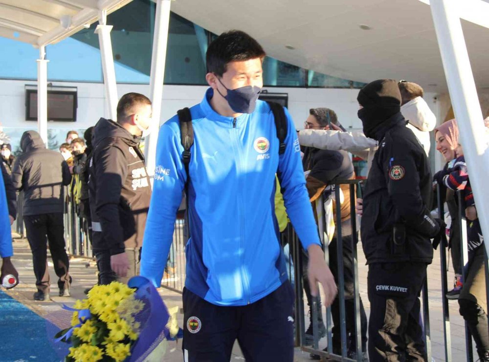 Fenerbahçe’ye Sivas’ta coşkulu karşılama