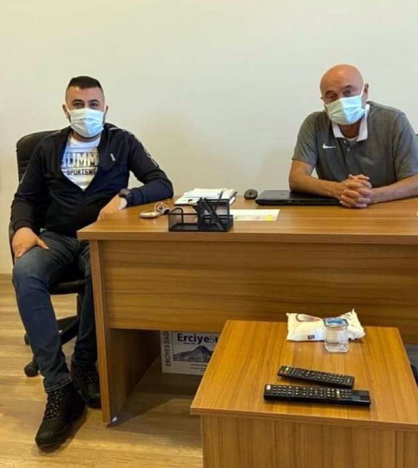 Türk futbolunda skandal olay! Amötör topçuları profesyonel yapacağız diye servet aldılar!