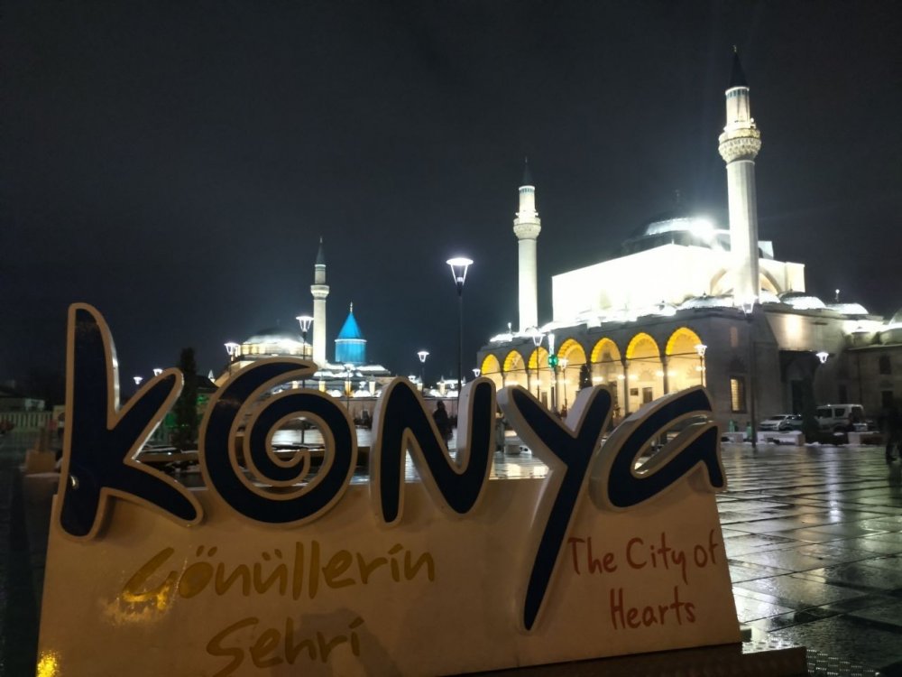 Regaib Kandili'nde Konyalılar camilere akın etti