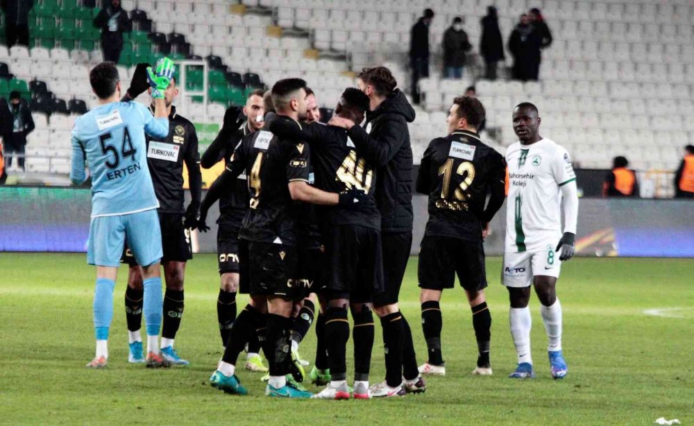 Konyaspor: 1 - Giresunspor: 0 (Maç sonucu)