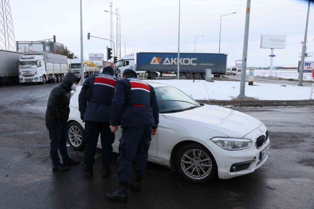Aksaray-Konya yolu yeniden otomobil ve otobüslere açıldı
