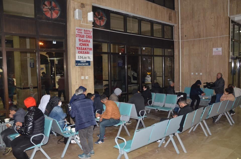 Ereğli'de yolda mahsur kalanlara çorba ikram edildi