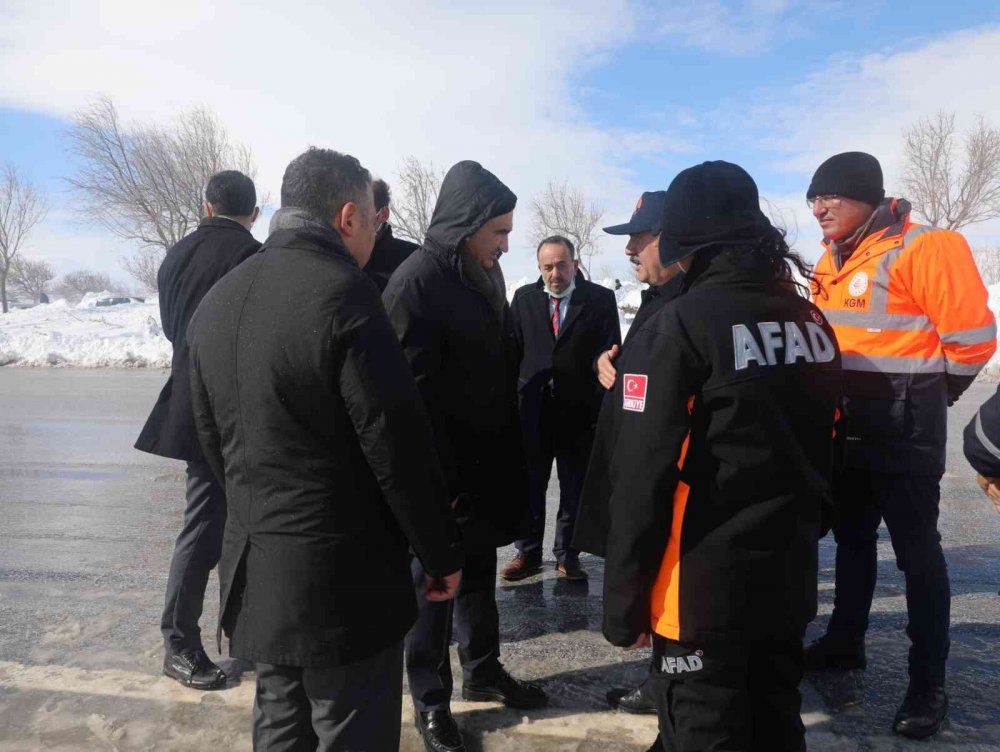 Konya Valisi; "Yolları ağırlıklı olarak açmış olduk”