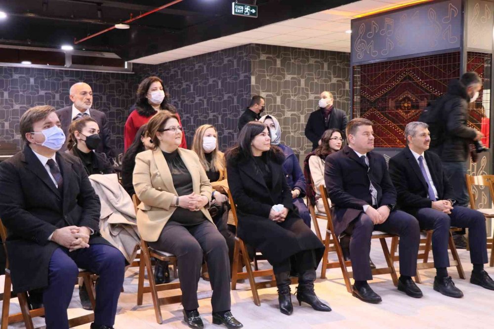 Aksaray'a gelen Bakan Yanık: "Kadınlarla aileler güçleniyor"