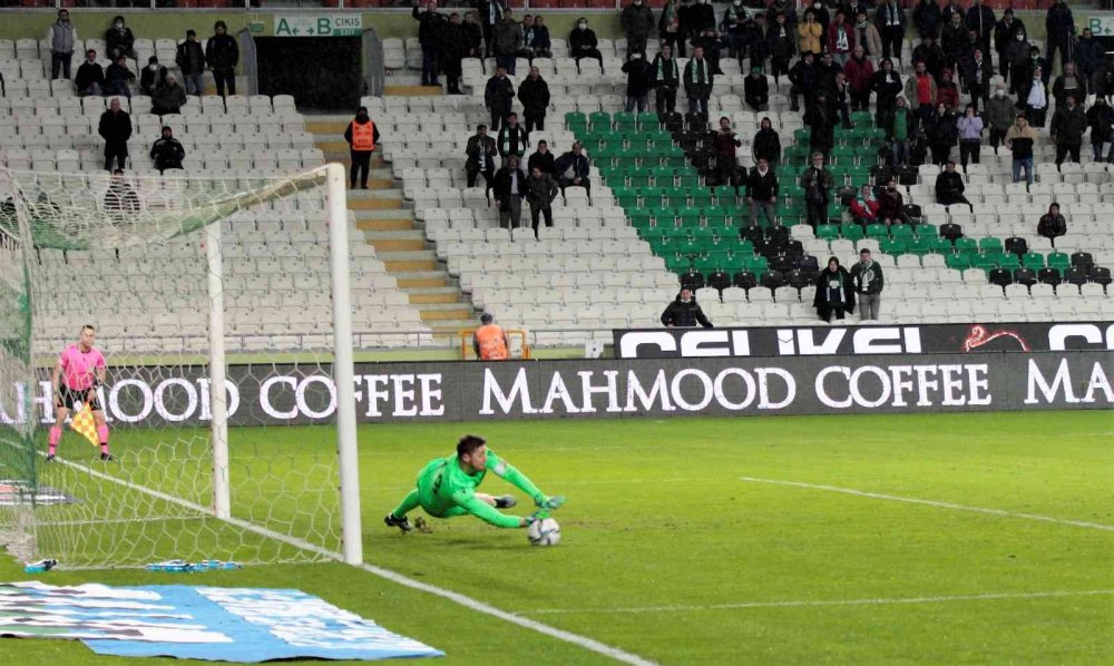 Konyaspor: 4 - Kasımpaşa: 4 (Maç sonucu)