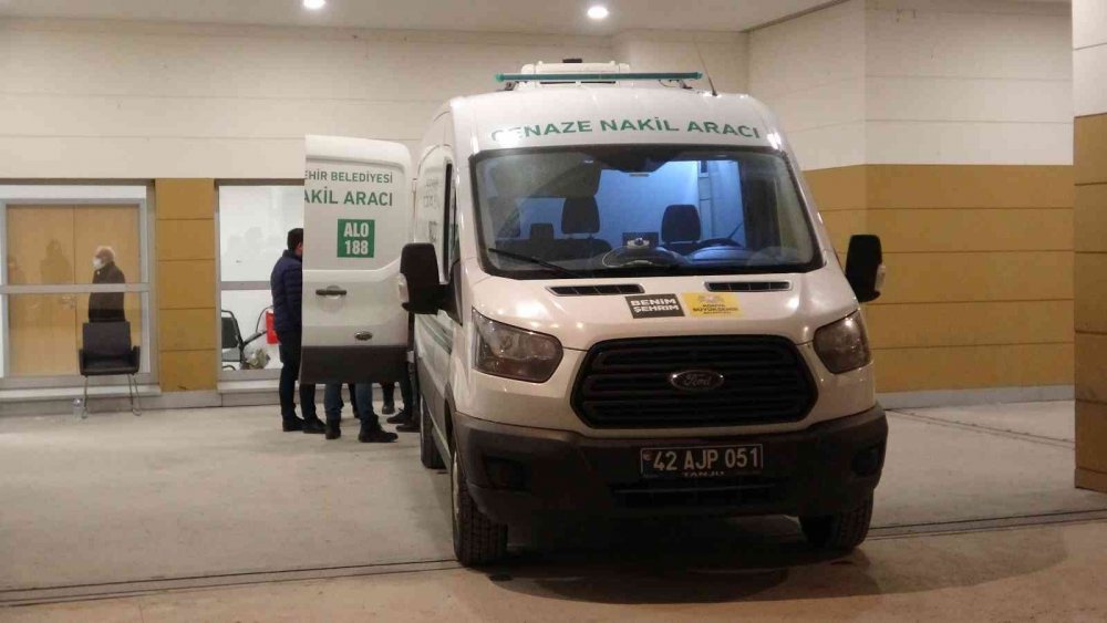 Otobüs kazasıda yaşamını yitirenlerin cenazeleri yakınlarına teslim edildi