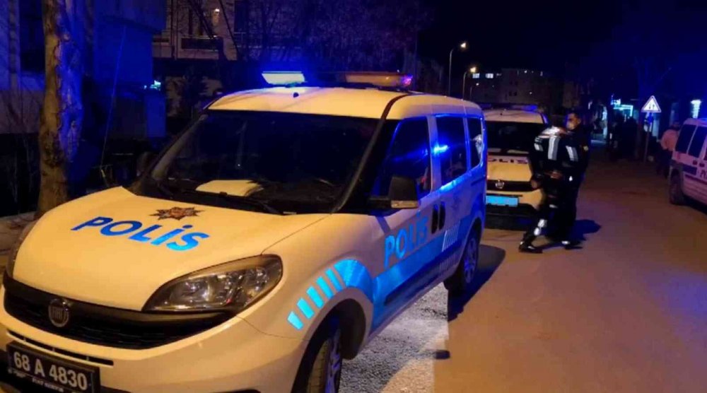 Kovalamacayla yakalandı. ardından basını tehdit etti