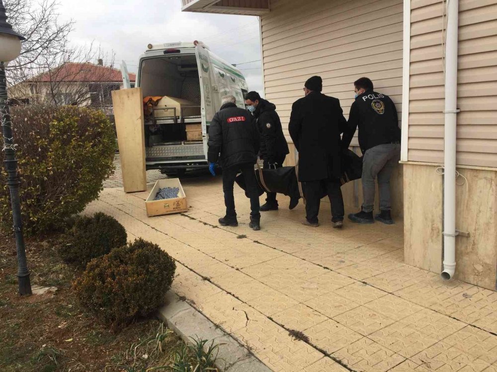İsveç’ten izne gelen gurbetçi evinde ölü bulundu