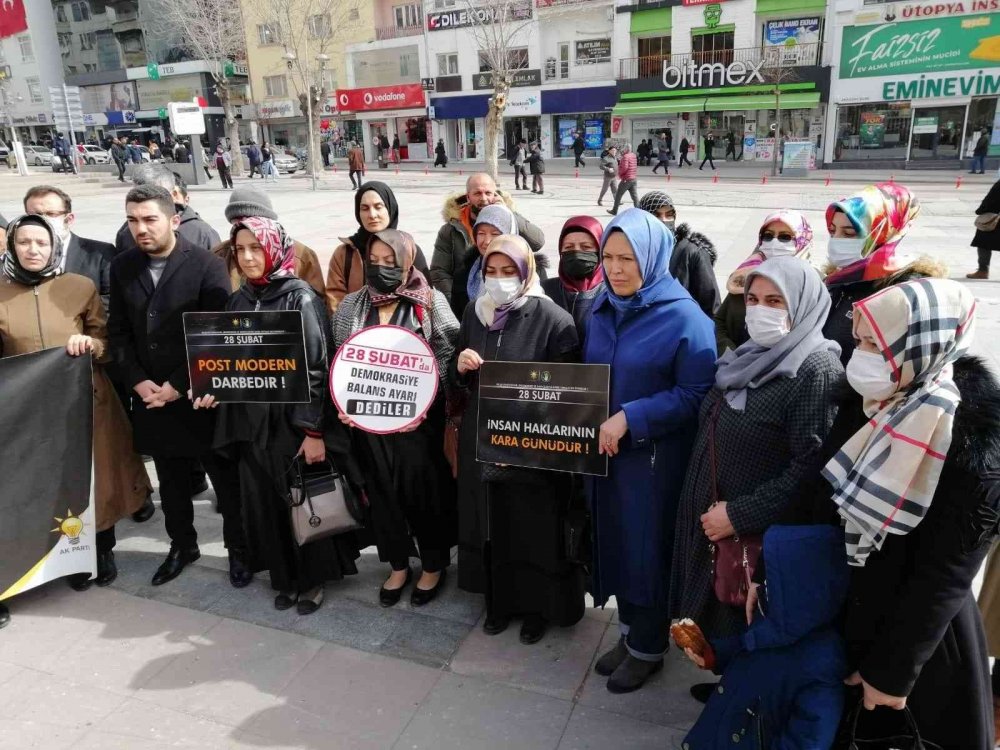 28 Şubat karanlık bir zihniyetin de ismi olarak tarihe geçmiştir!