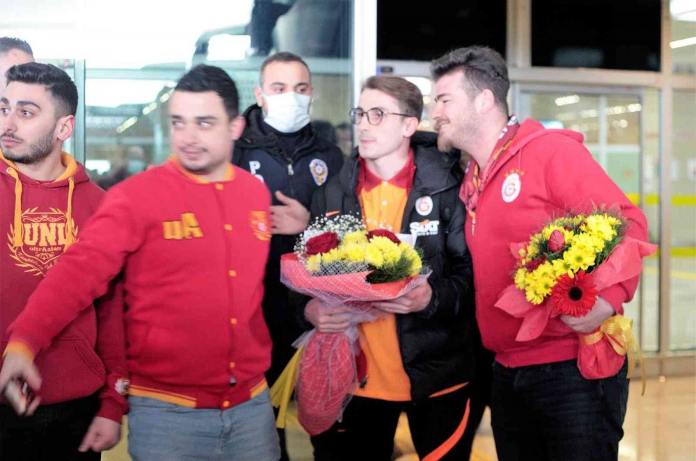 Galatasaray kafilesi Konya’da