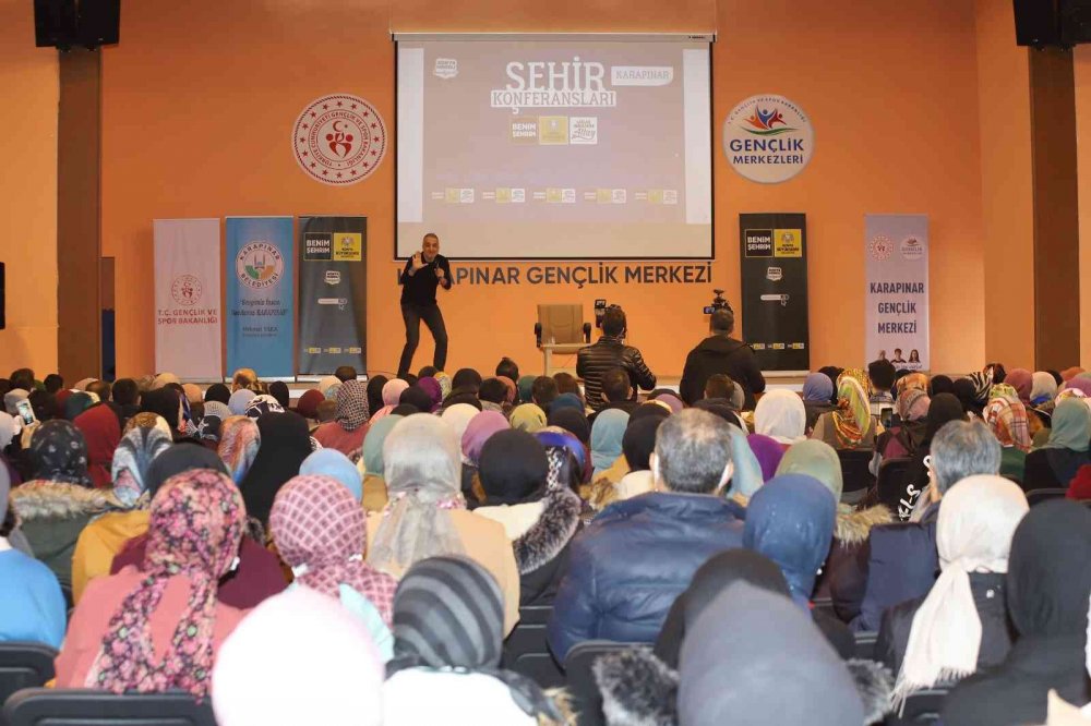 Konya Büyükşehir Belediyesi ilçelerde kültür hayatına katkı sağlıyor