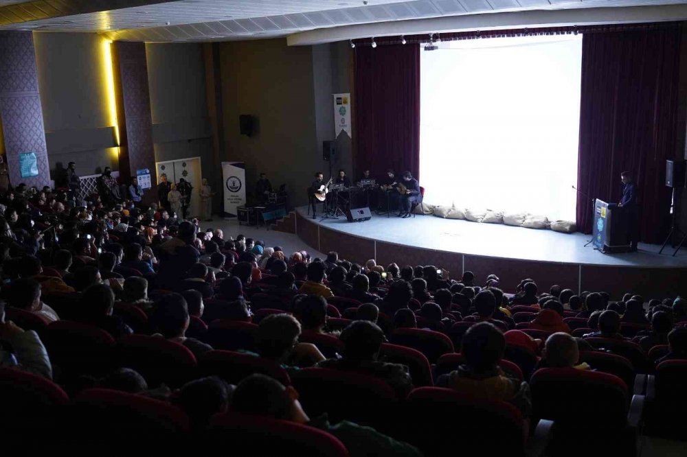 Konya Büyükşehir Belediyesi Bilgehanelerde Çanakkale coşkusu