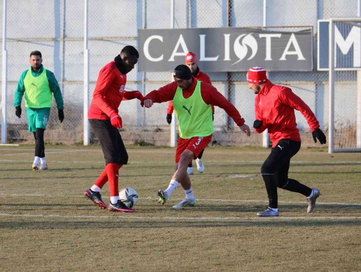 Sivasspor’da Giresun hazırlıkları başladı