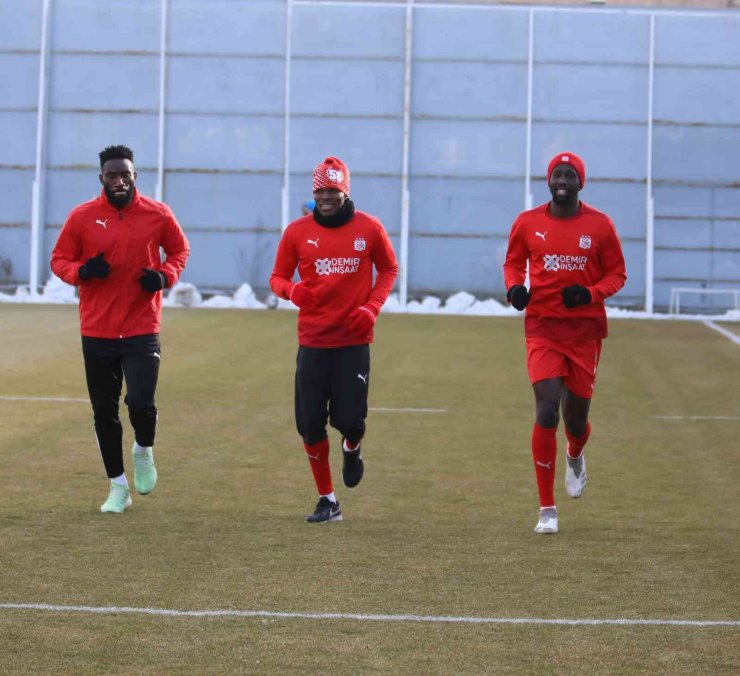 Sivasspor’da Giresun hazırlıkları başladı