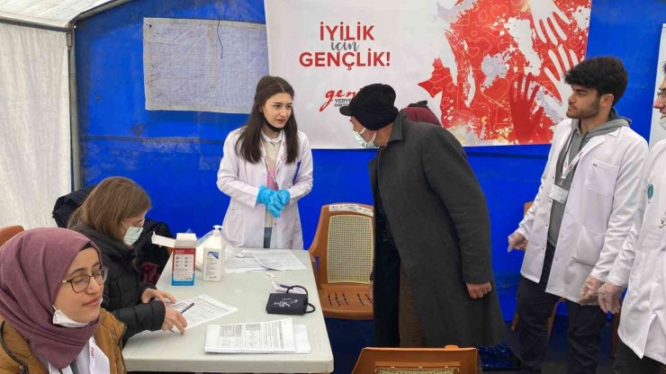 Tıp öğrencileri Niğde’de sağlık taraması yaptı