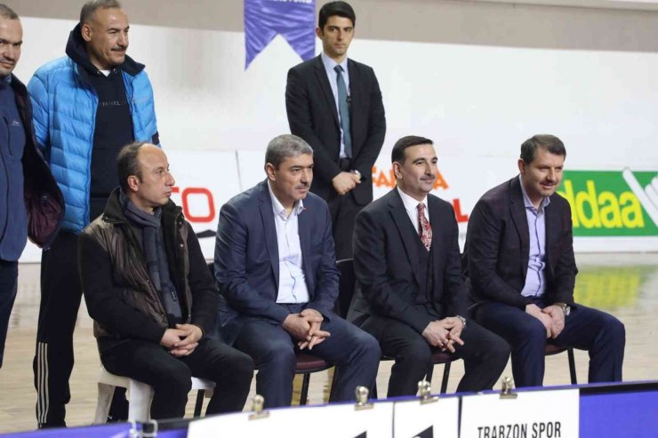 Masa tenisi 1. ve 2. lig terfi müsabakaları Sivas’ta sürüyor