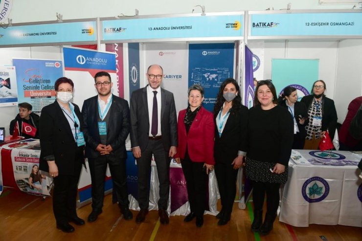 Anadolu Üniversitesi’nin genç insan kaynağı sektörle buluştu
