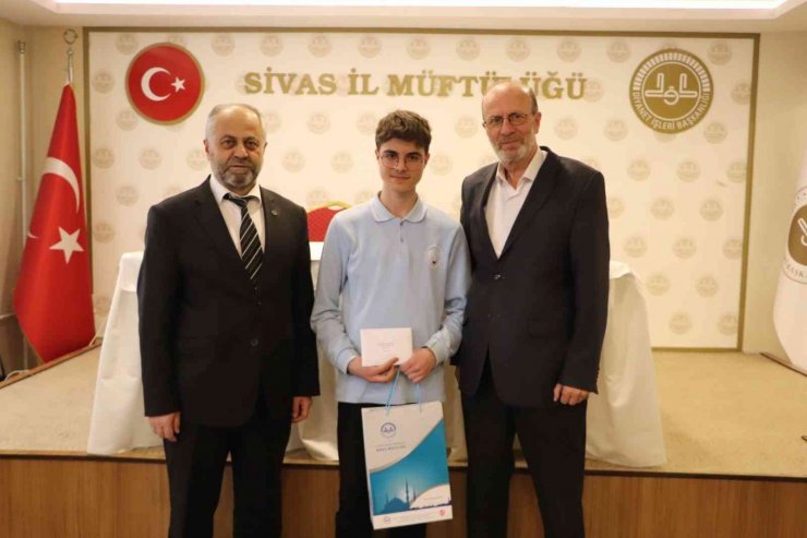 Dereceye giren öğrenciler ödüllendirildi