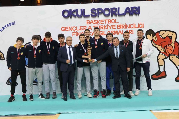 Okullar Sporları Gençler Türkiye Şampiyonası sona erdi