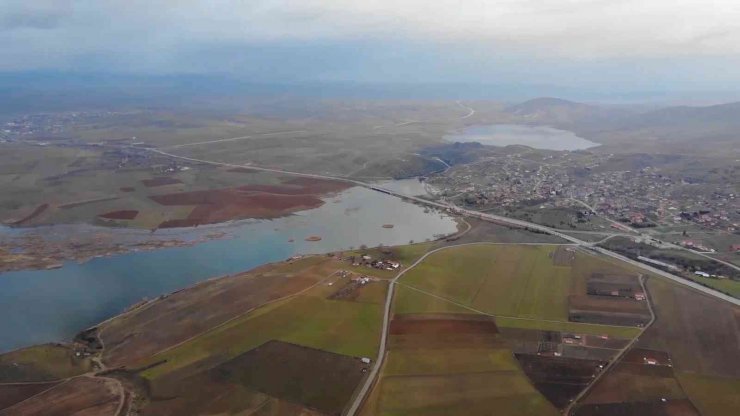 Devlet desteği çiftçinin yüzünü güldürdü, yüzde 75 hibeyle 500 ton tohum dağıtıldı