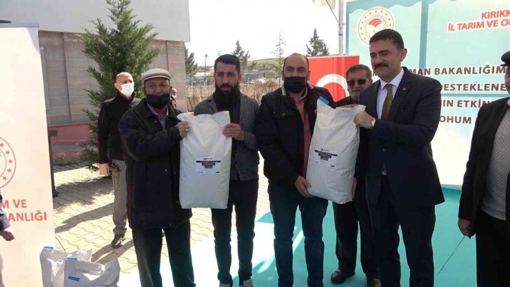 Devlet desteği çiftçinin yüzünü güldürdü, yüzde 75 hibeyle 500 ton tohum dağıtıldı