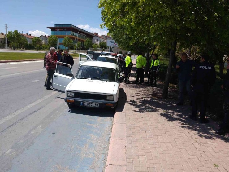 Çalıntı otomobille kaçan üniversiteli 100 kilometre sonra polise yakalandı