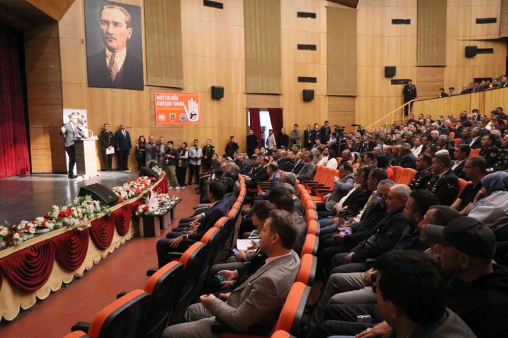 Jandarma’nın “Mutluluğa Kurşun Sıkma” çalıştayı tamamlandı