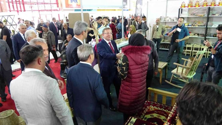 Evlilik Hazırlıkları, Yapı ve Mobilya Fuarı’nın 2.si açıldı