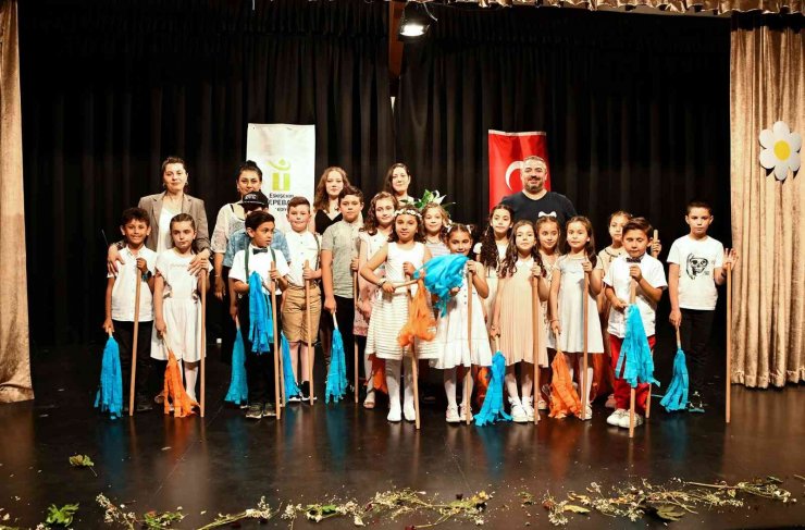 Çocuk piyanistlerin ’Yaza Merhaba’ konseri