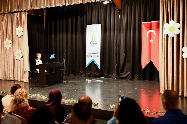 Çocuk piyanistlerin ’Yaza Merhaba’ konseri