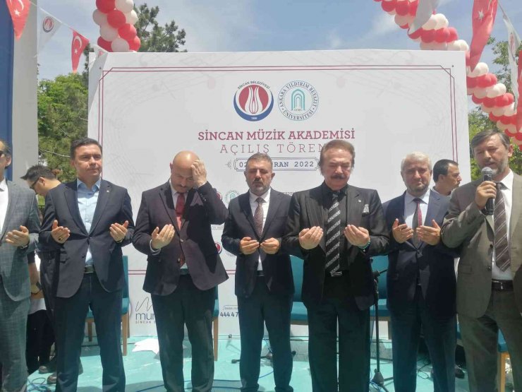 Başkent’te Orhan Gencebay sevgisi sokaklara taştı