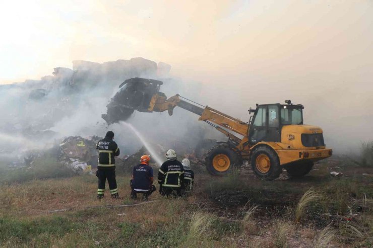 Aksaray’daki fabrika yangını söndürüldü